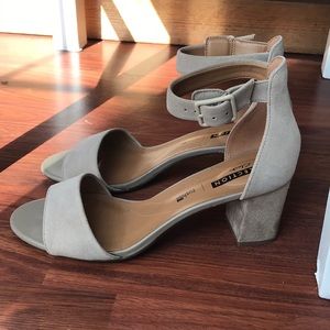 clarks deva mae sandals